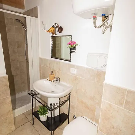 Bed & Breakfast La Corte San Francesco 3*