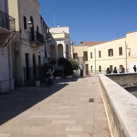 Oda ve Kahvaltı La Corte San Francesco 3*